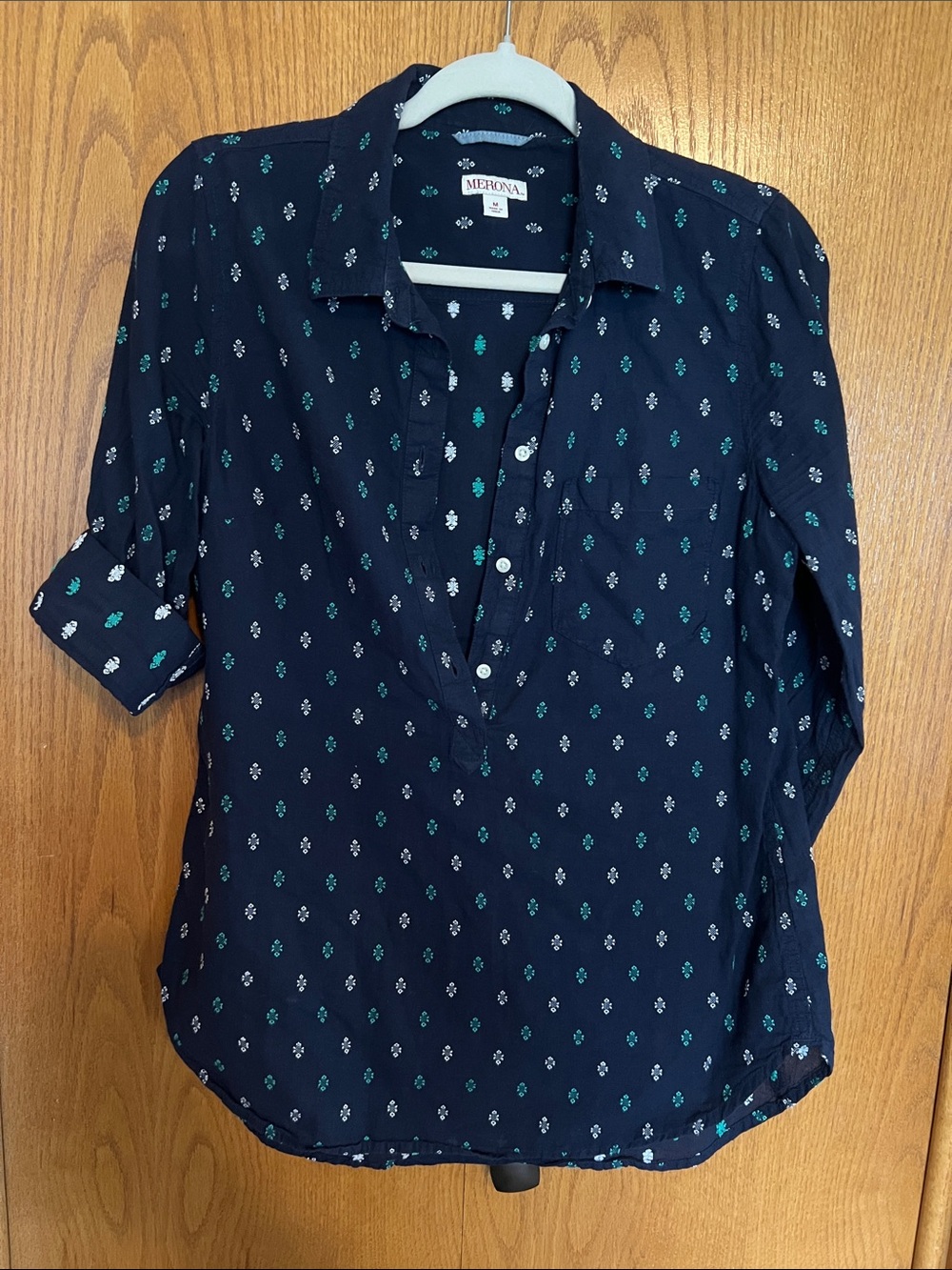 Merona Navy Button-Front Printed Shirt with Teal and White Motif